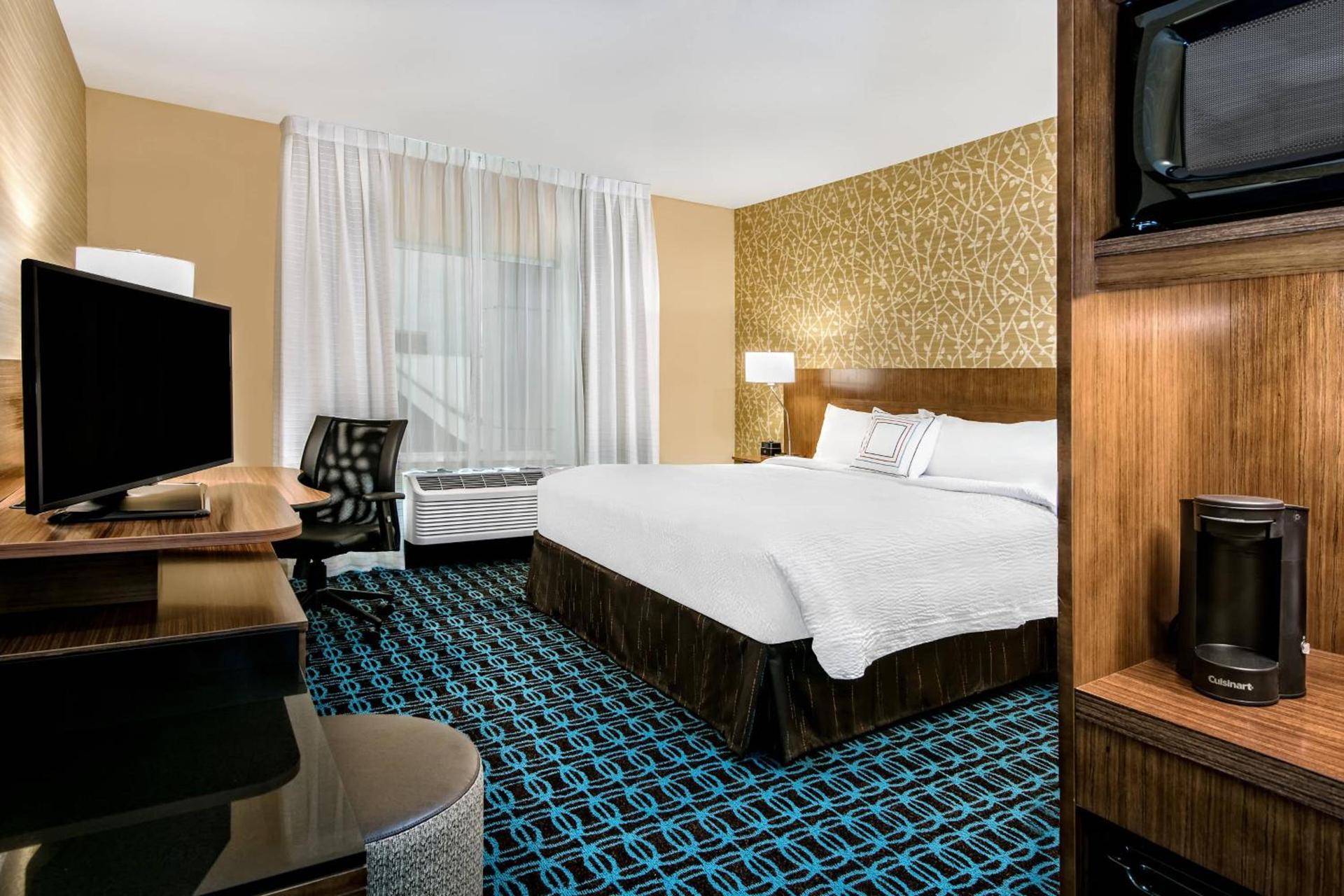Fairfield Inn & Suites Van Canton Area photo 7