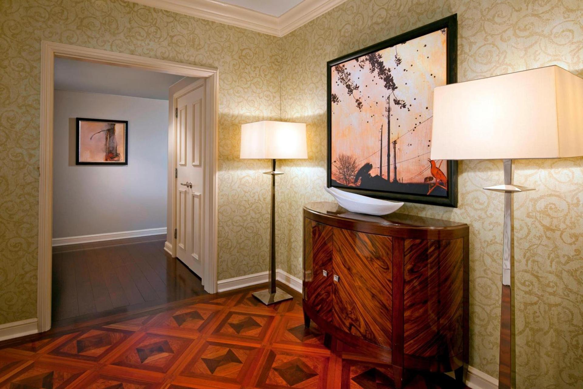 Houston Grand Hotel - River Oaks photo 26