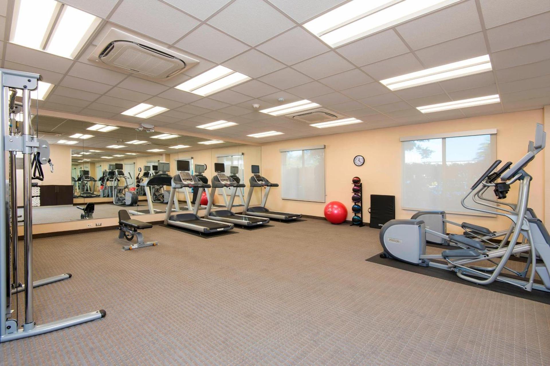 Fairfield Inn & Suites by Marriott Tampa Westshore/Airport photo 33