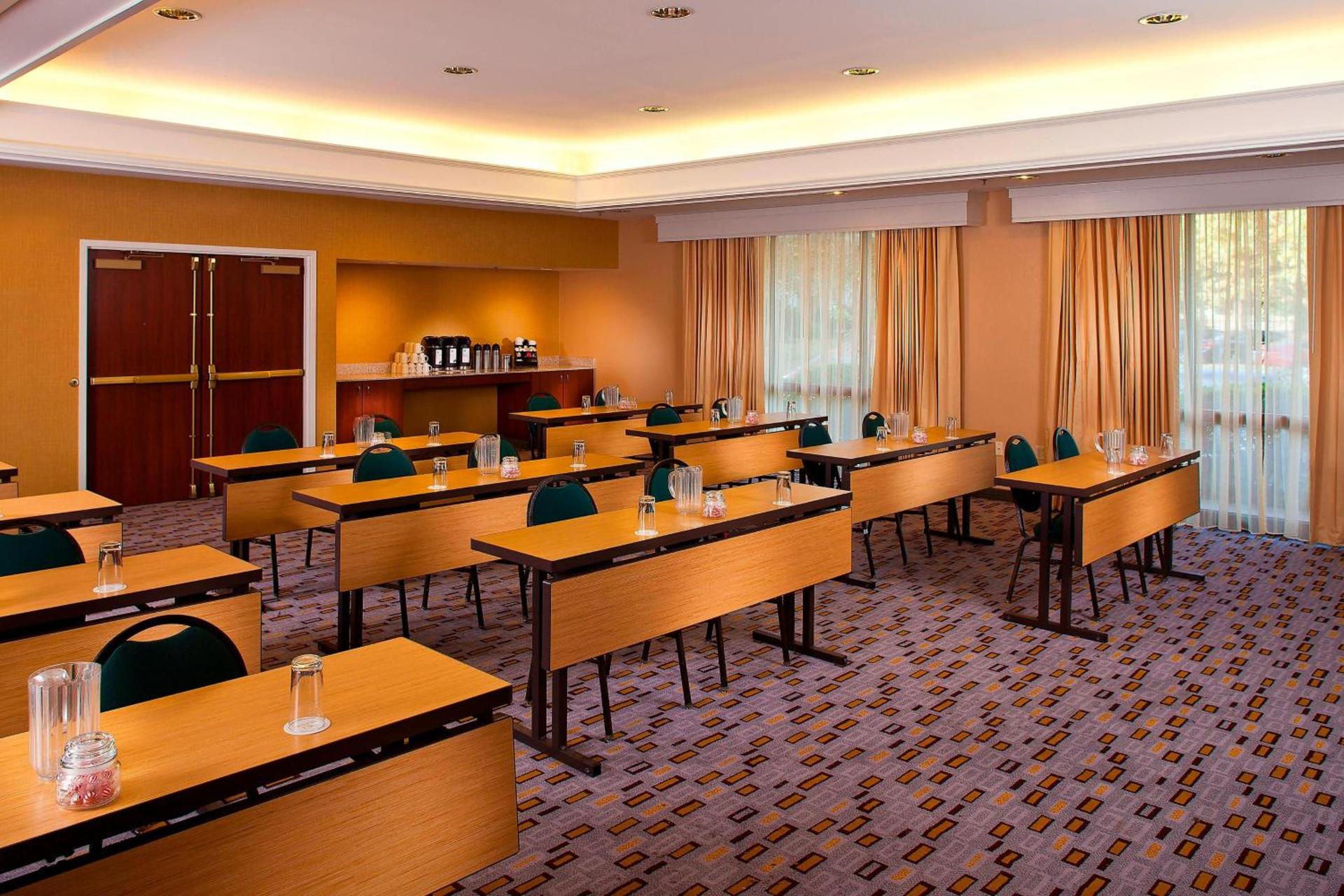 Courtyard by Marriott Covington / Mandeville photo 29