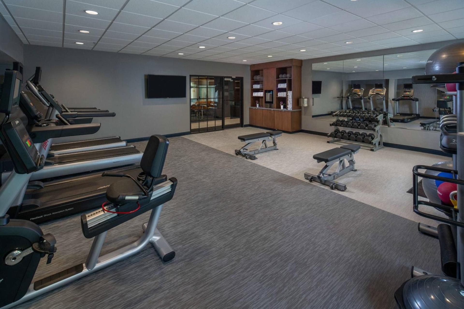 Courtyard by Marriott Covington / Mandeville photo 26