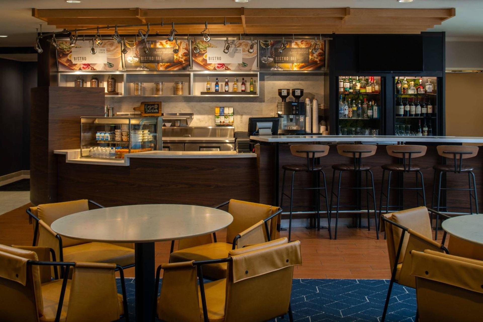 Courtyard by Marriott Covington / Mandeville photo 19