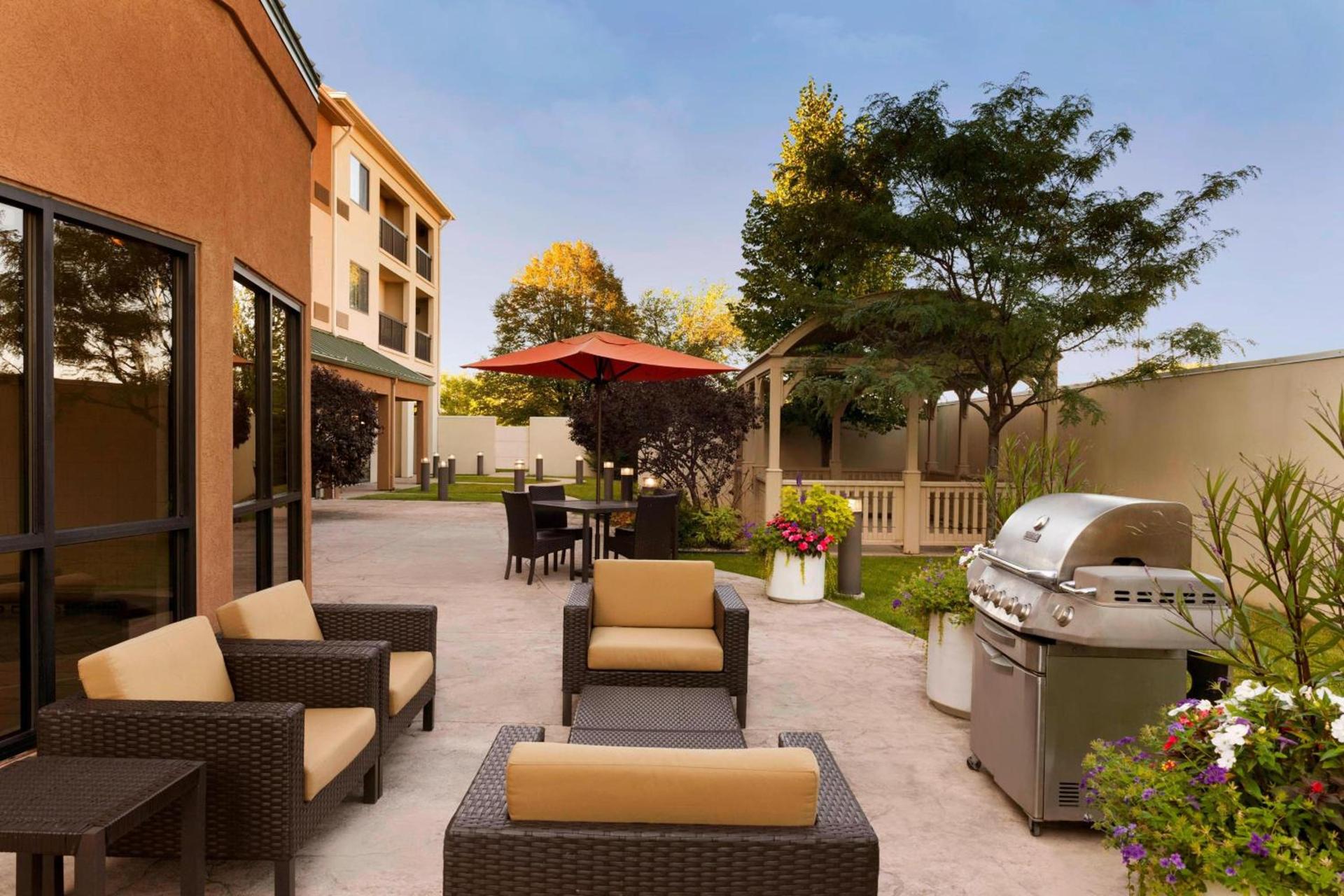 Courtyard by Marriott Peoria photo 4