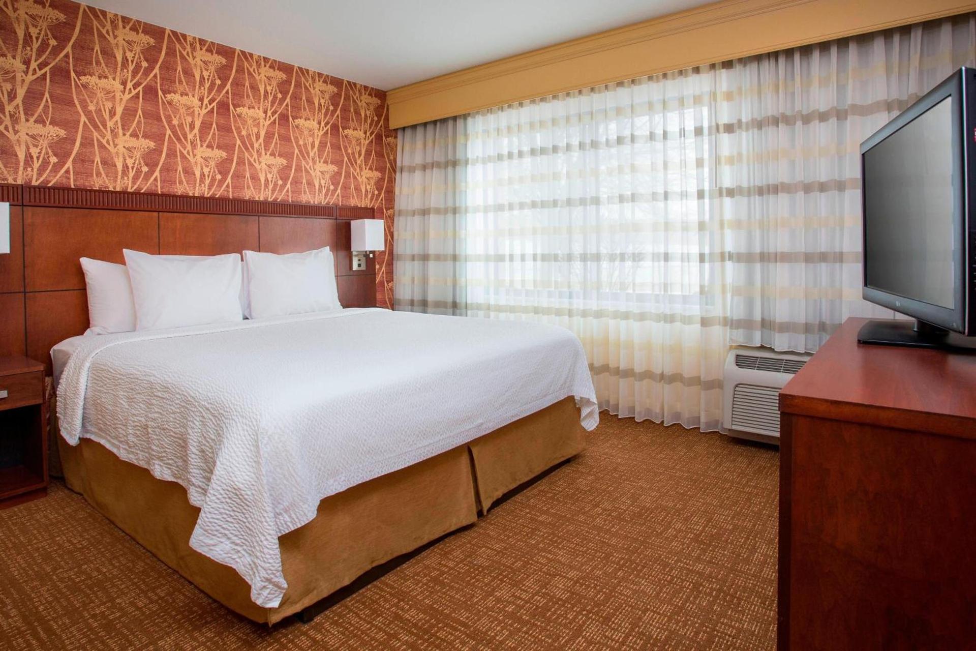 Courtyard by Marriott Peoria photo 8