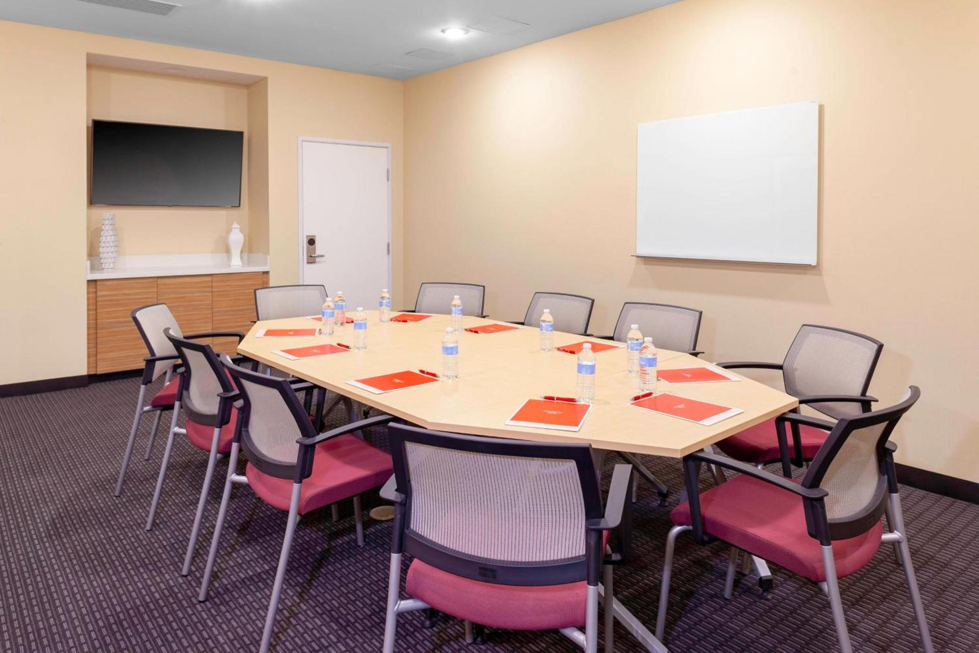 TownePlace Suites by Marriott San Antonio Westover Hills photo 27