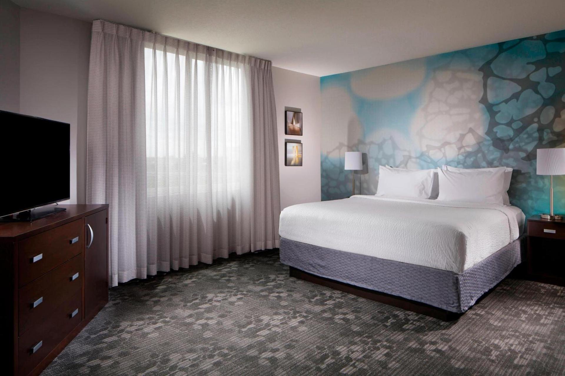 Courtyard Miami Dadeland photo 13