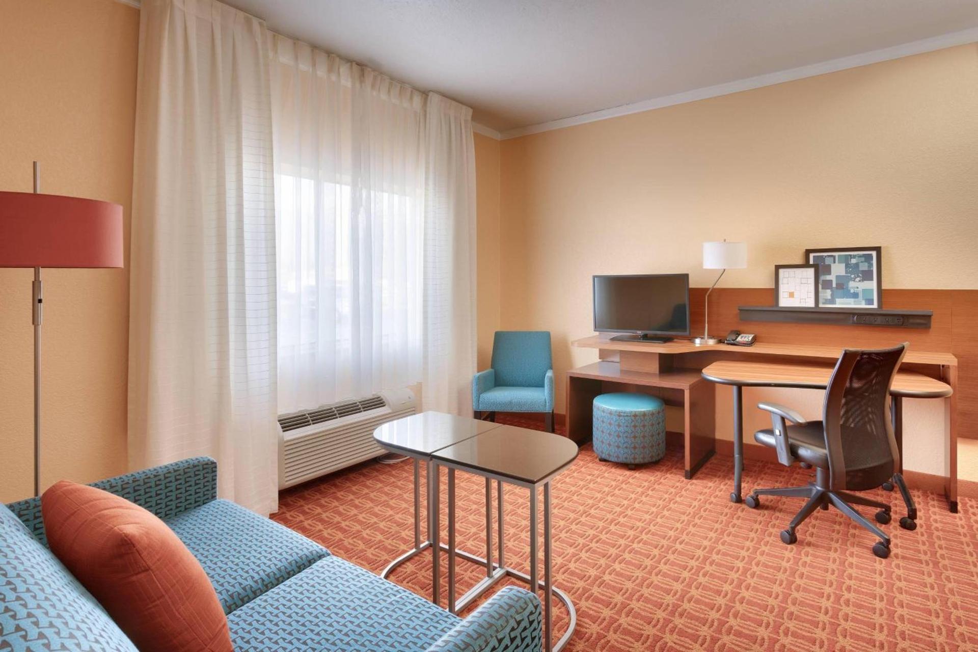 Garner Hotel Provo South by IHG photo 15