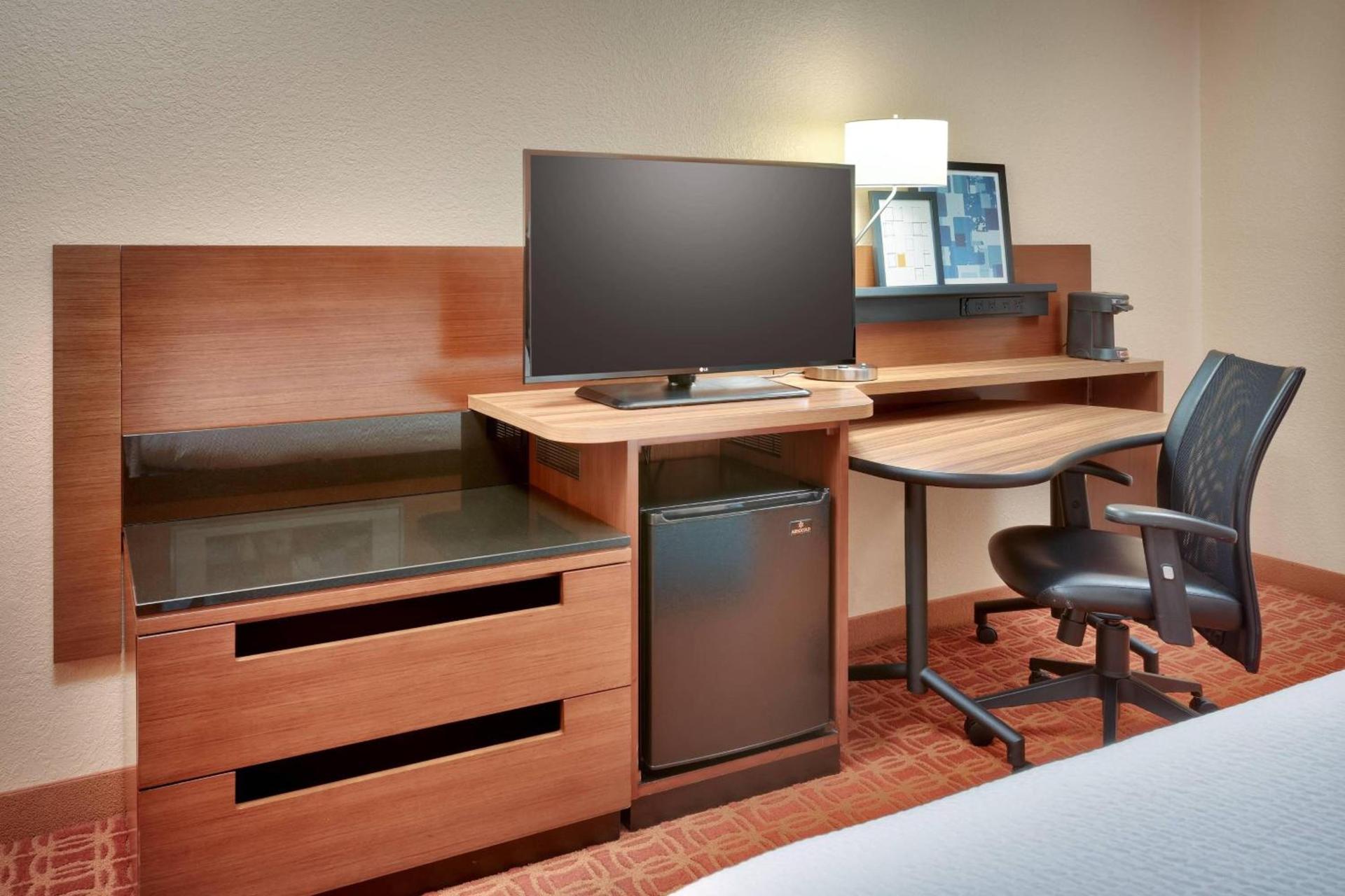 Garner Hotel Provo South by IHG photo 10