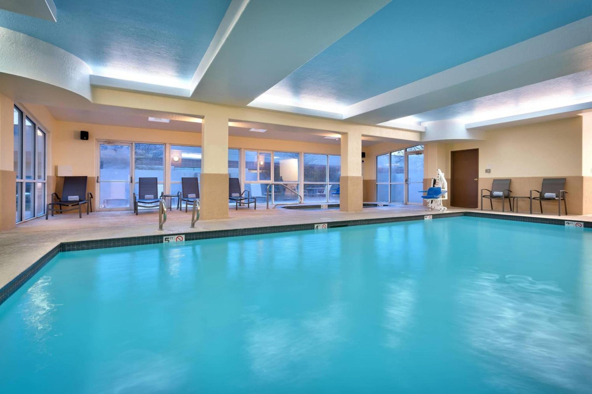 Garner Hotel Provo South by IHG photo 29