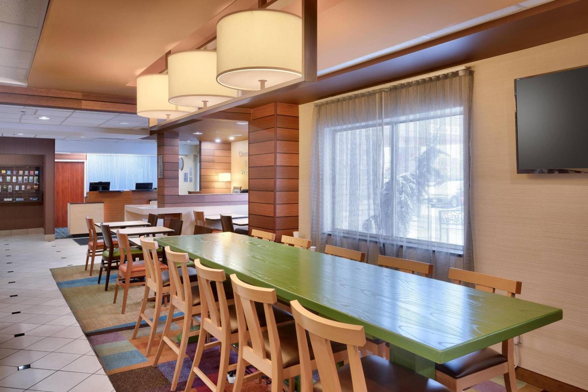 Garner Hotel Provo South by IHG photo 28