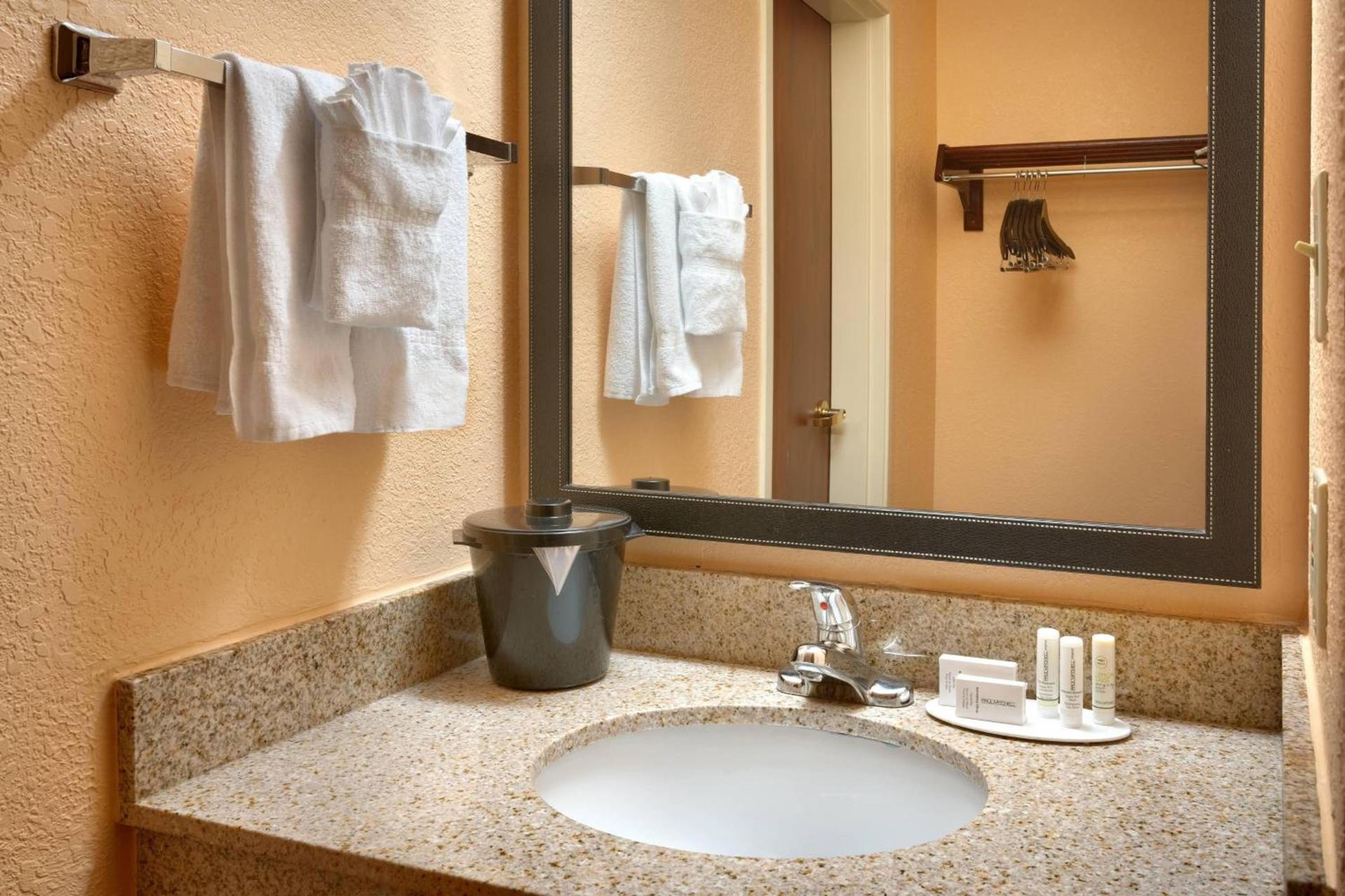 Garner Hotel Provo South by IHG photo 13