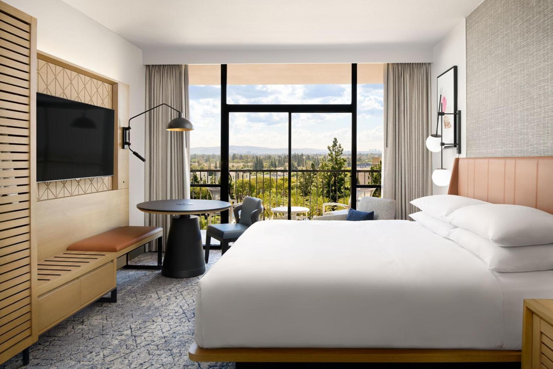 Sheraton Park Hotel at the Anaheim Resort photo 18