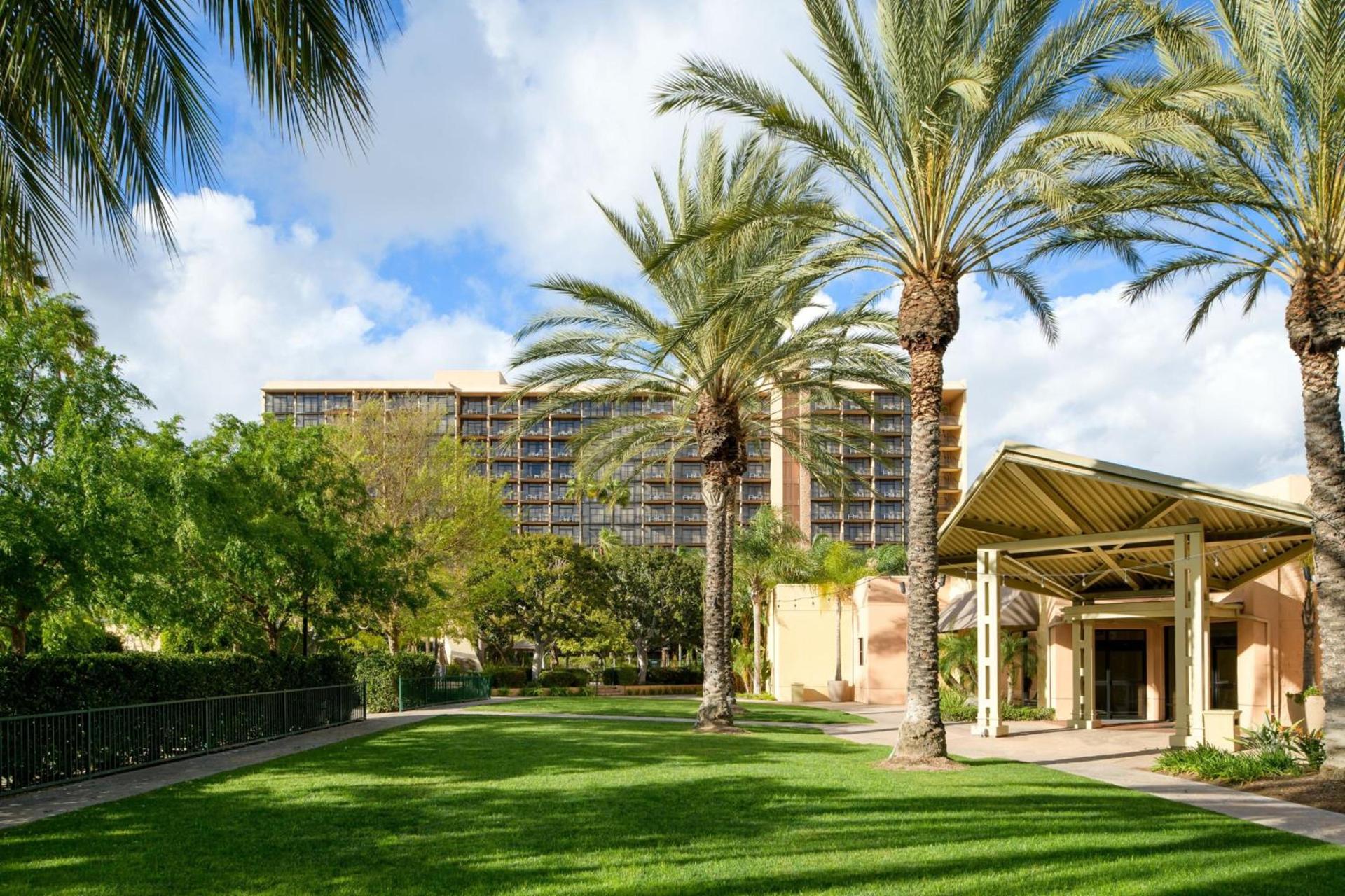 Sheraton Park Hotel at the Anaheim Resort photo 4