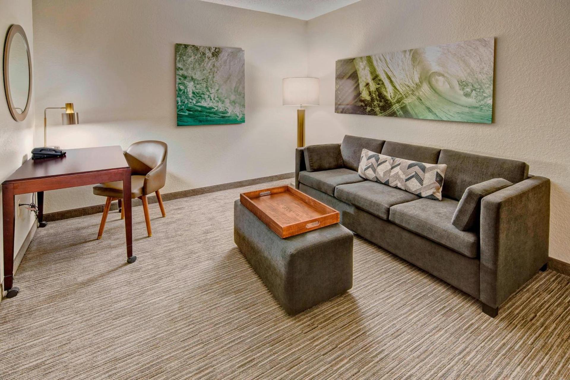 SpringHill Suites by Marriott Naples photo 8