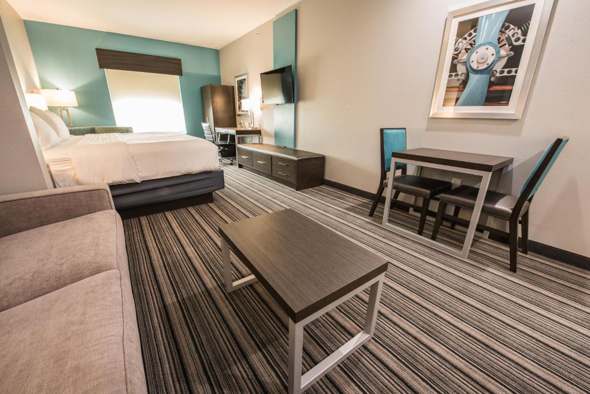 Holiday Inn Express & Suites Houston - Hobby Airport Area by IHG photo 70