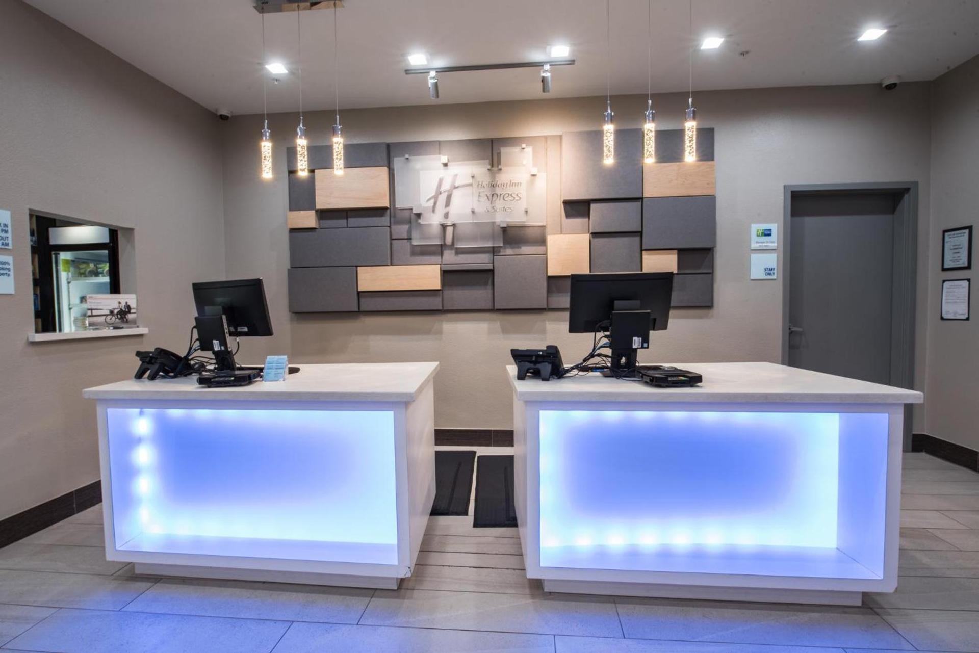 Holiday Inn Express & Suites Houston - Hobby Airport Area by IHG photo 22