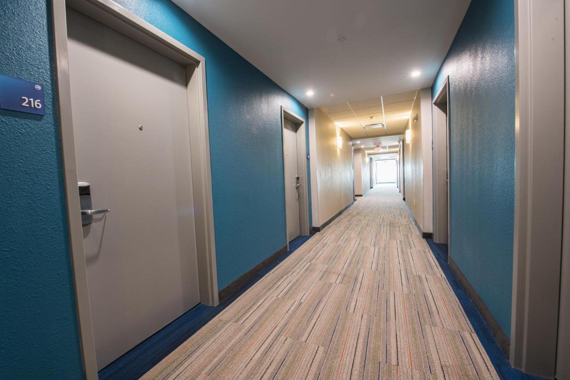 Holiday Inn Express & Suites Houston - Hobby Airport Area by IHG photo 49