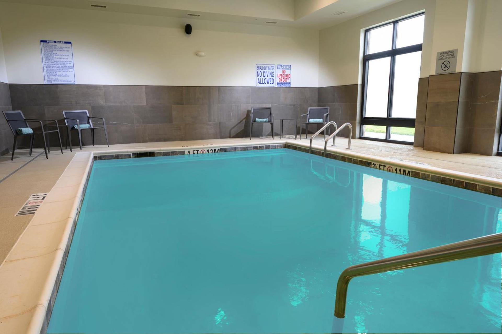 Courtyard by Marriott Charlotte Waverly photo 2