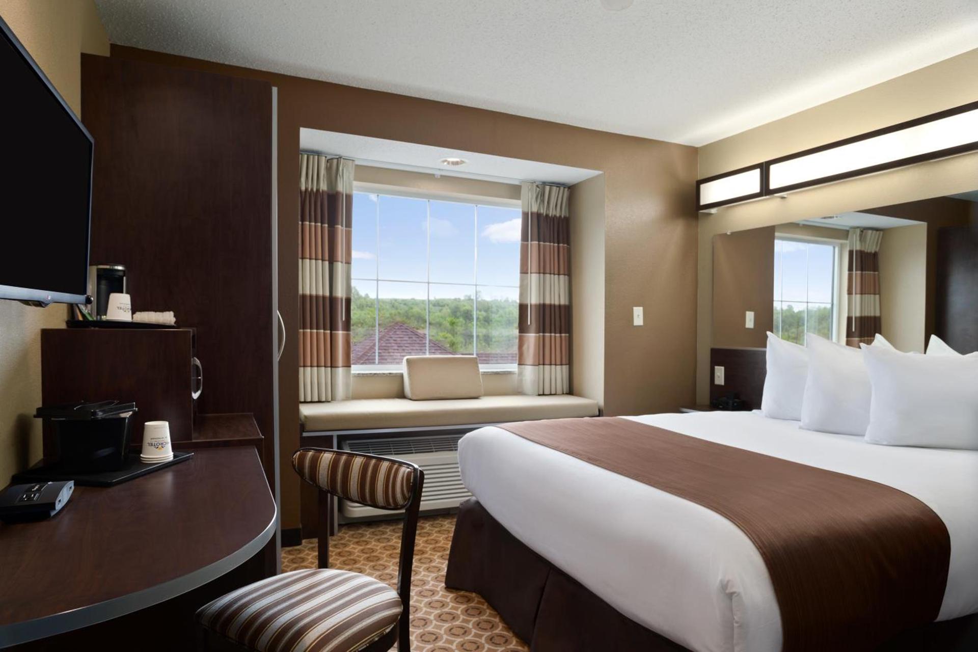 Sonesta Essential Fairmont photo 3