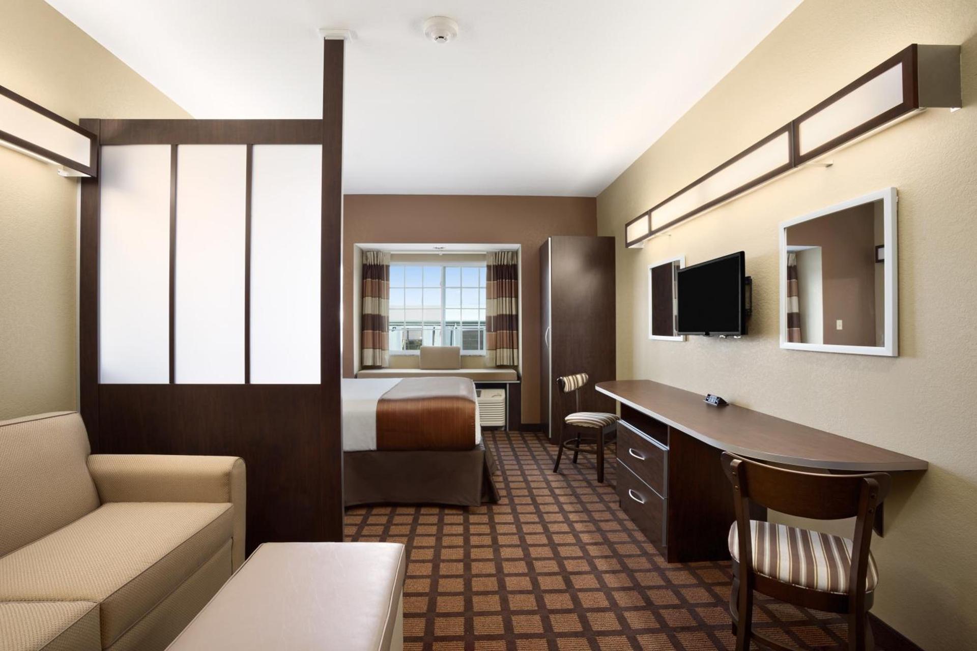 Sonesta Essential Fairmont photo 7