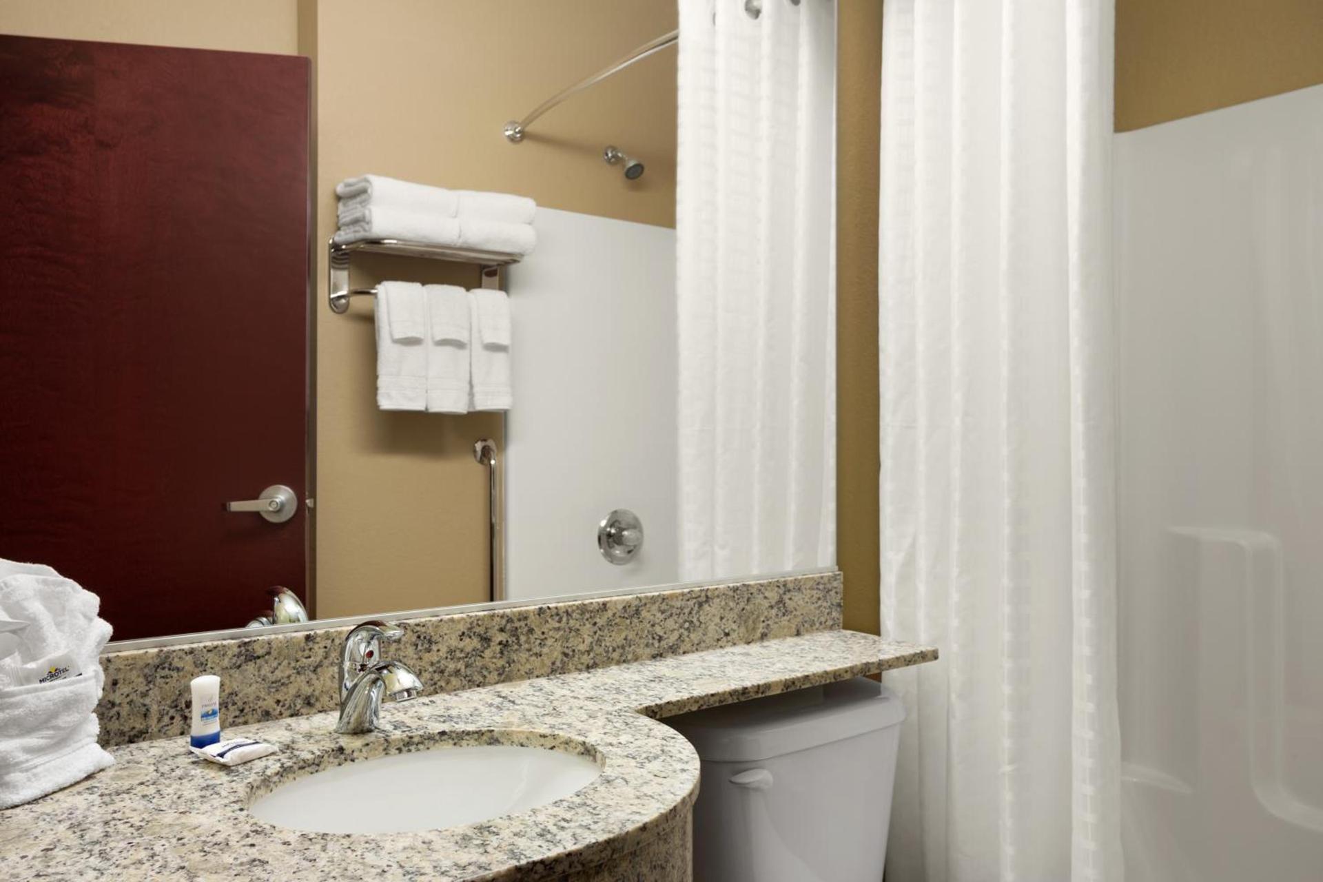 Sonesta Essential Fairmont photo 15