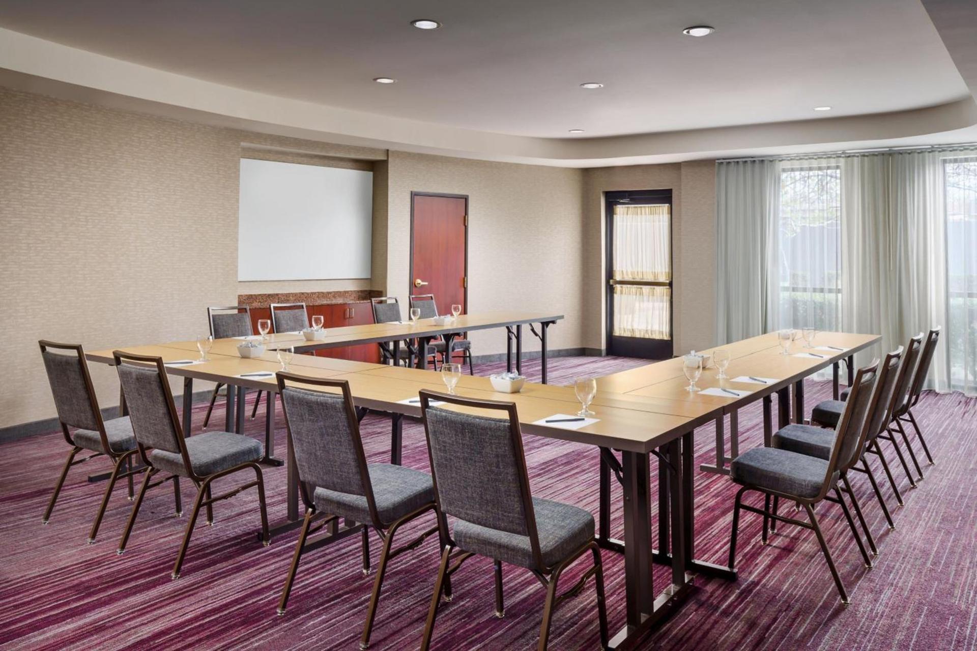 Courtyard by Marriott Sacramento Folsom photo 40