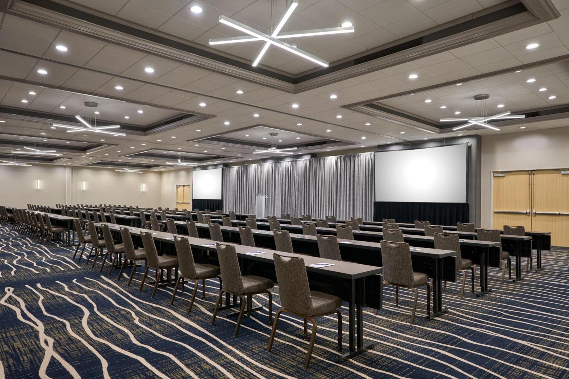 Delta Hotels by Marriott Minneapolis Northeast photo 42
