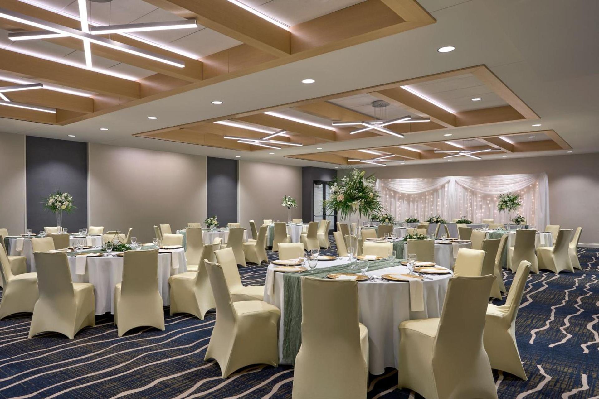 Delta Hotels by Marriott Minneapolis Northeast photo 35