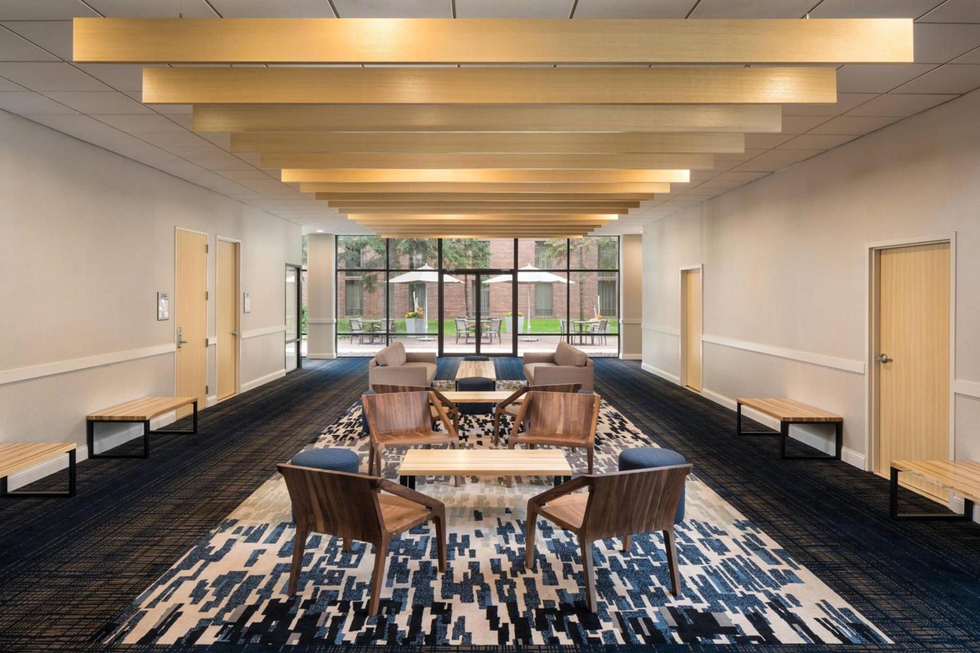 Delta Hotels by Marriott Minneapolis Northeast photo 49