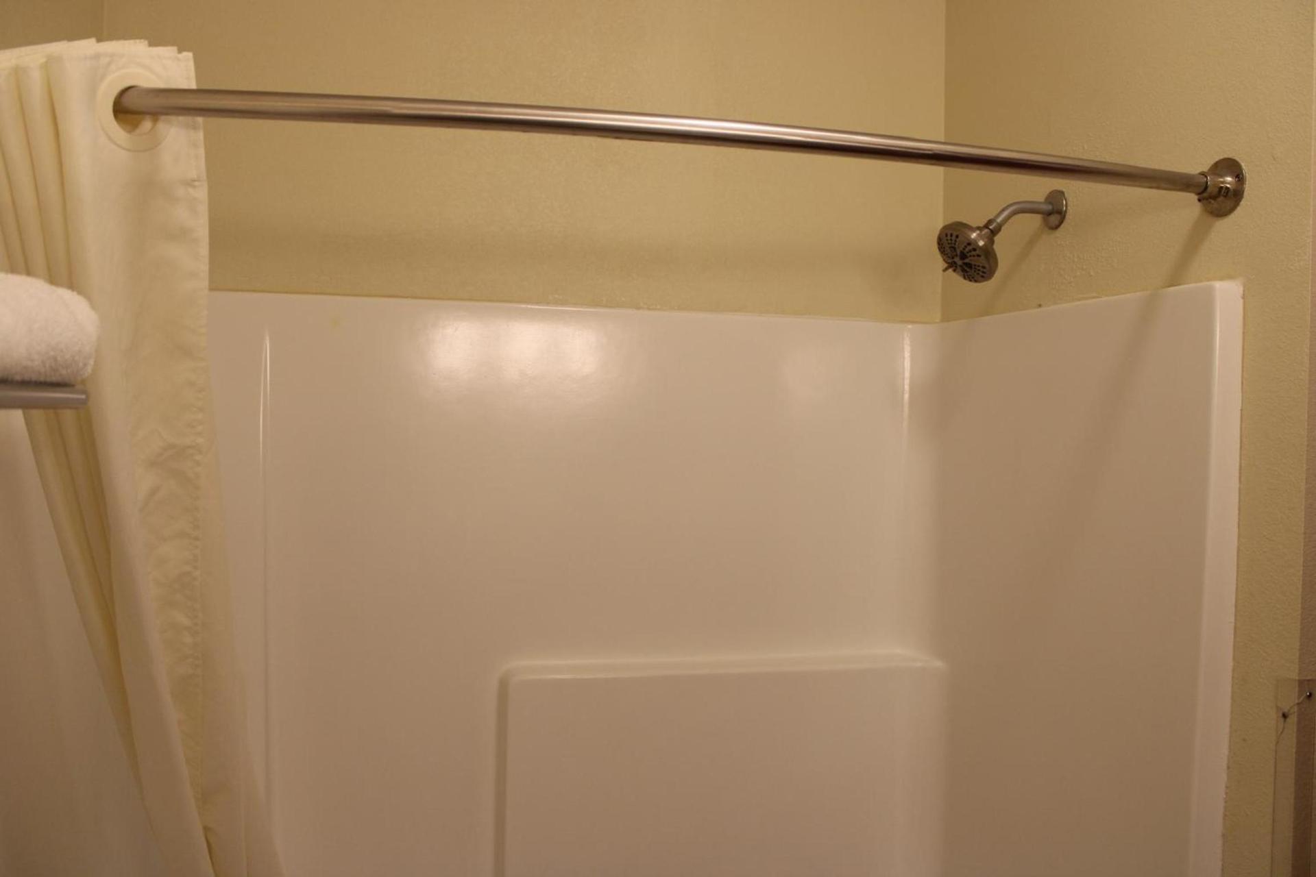 Quality Suites photo 59