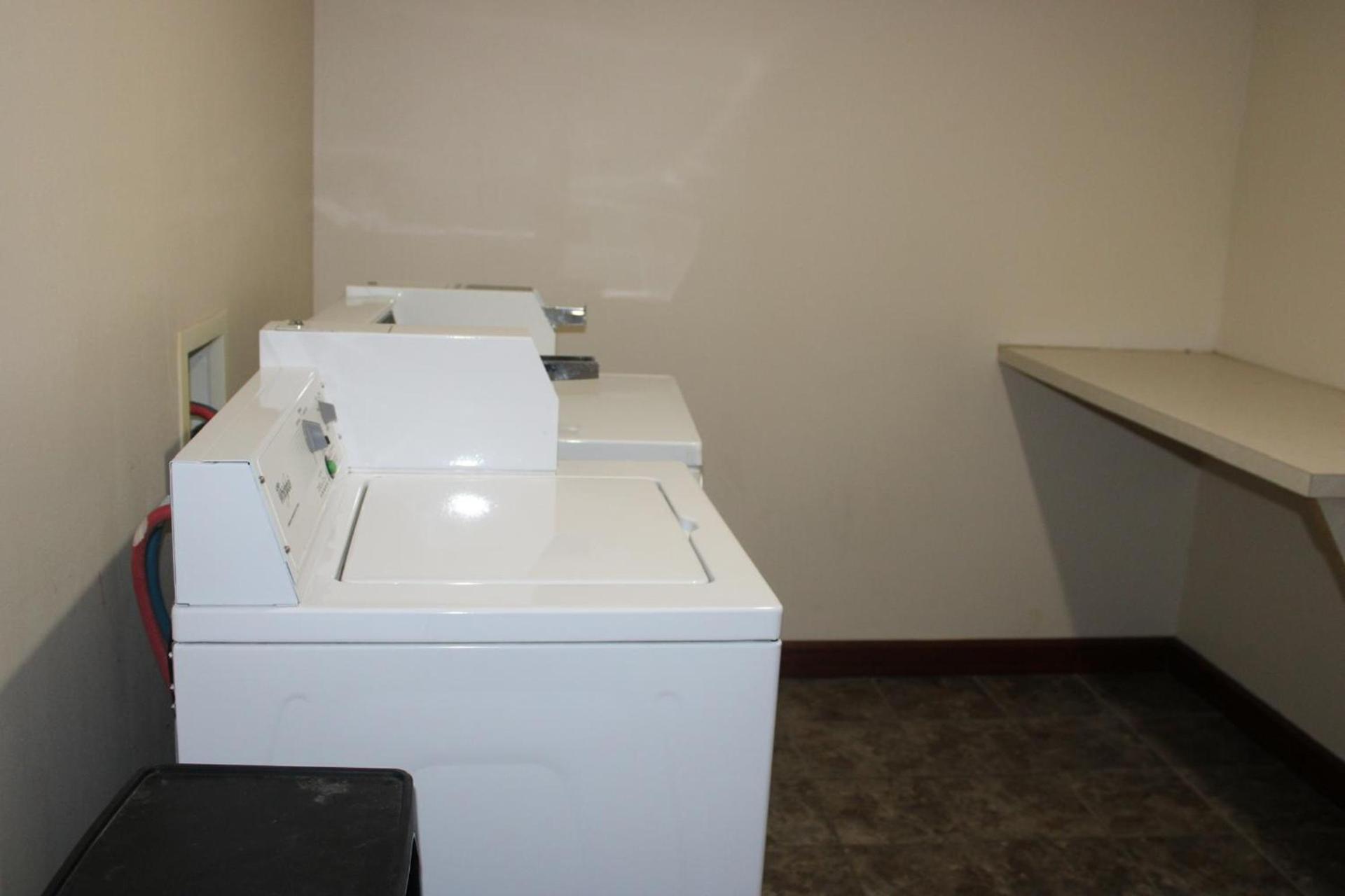 Quality Suites photo 70