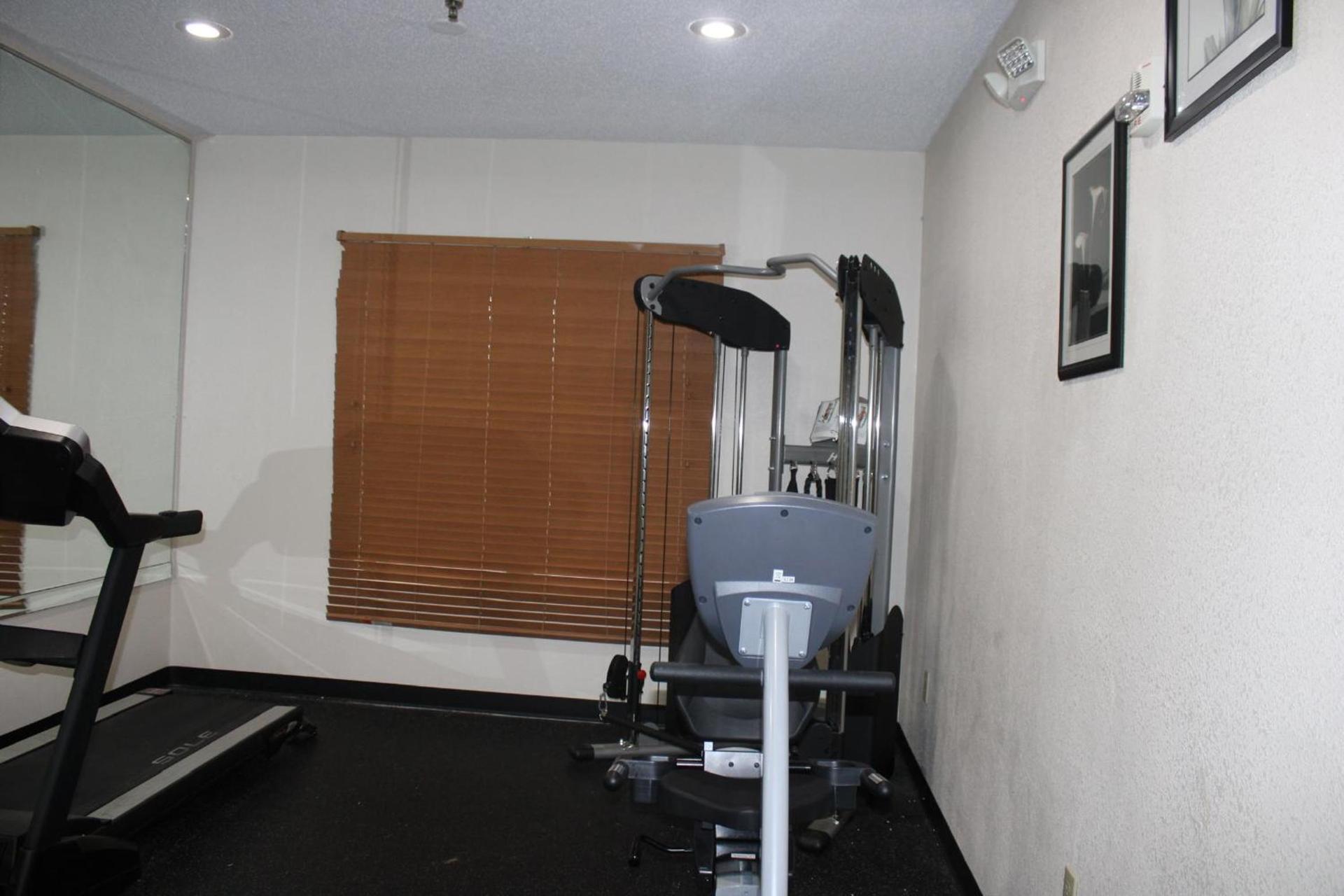 Quality Suites photo 63