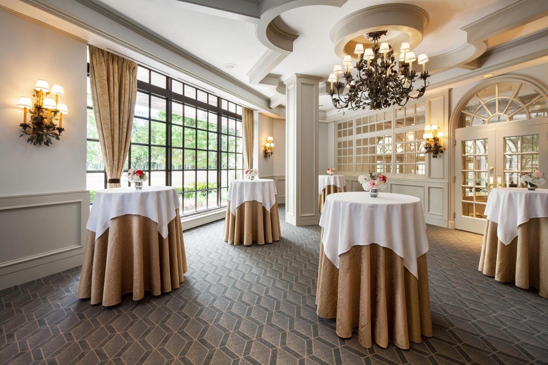 Houston Grand Hotel - River Oaks photo 91