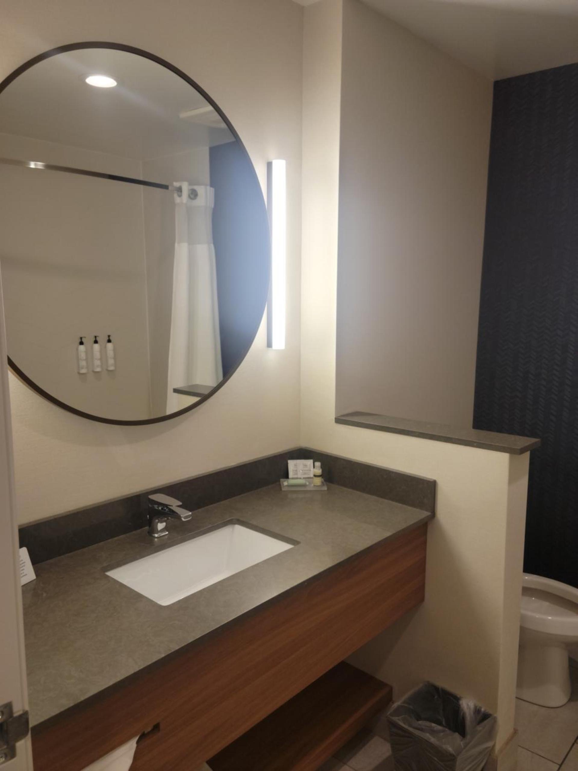 Fairfield Inn & Suites by Marriott Athens photo 7