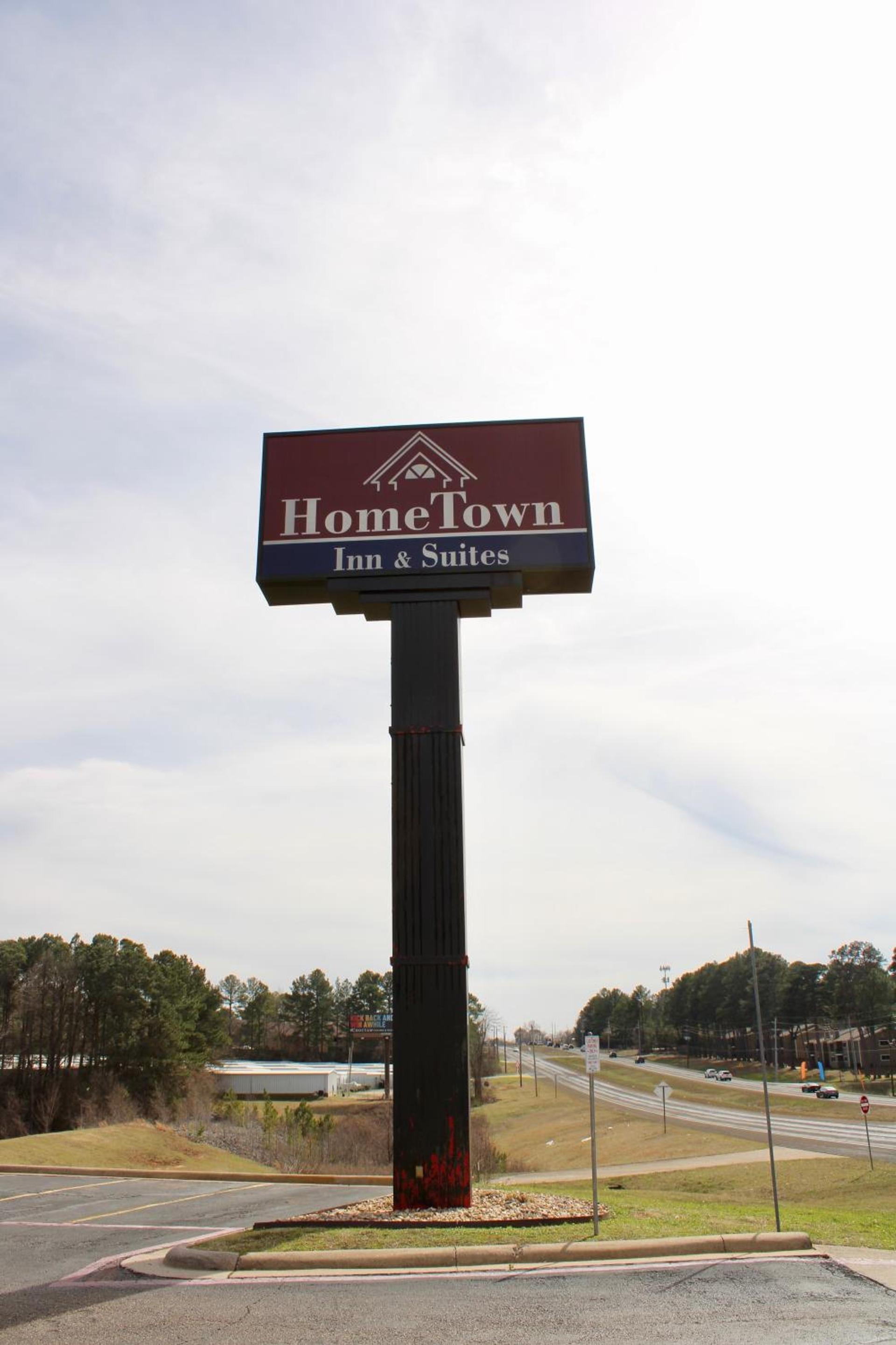 HomeTown Inn & Suites photo 21