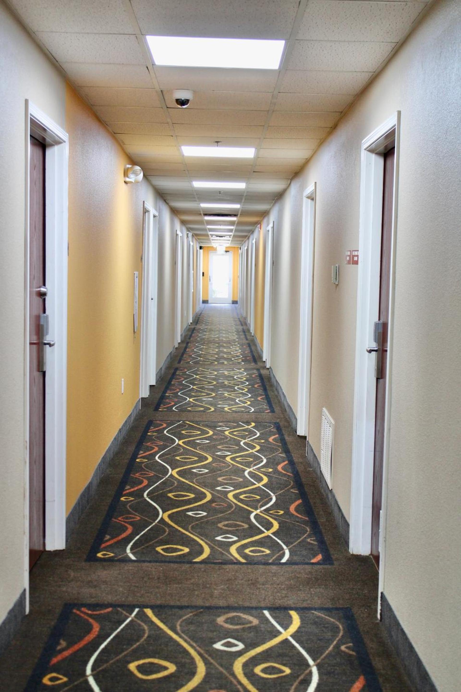 HomeTown Inn & Suites photo 32