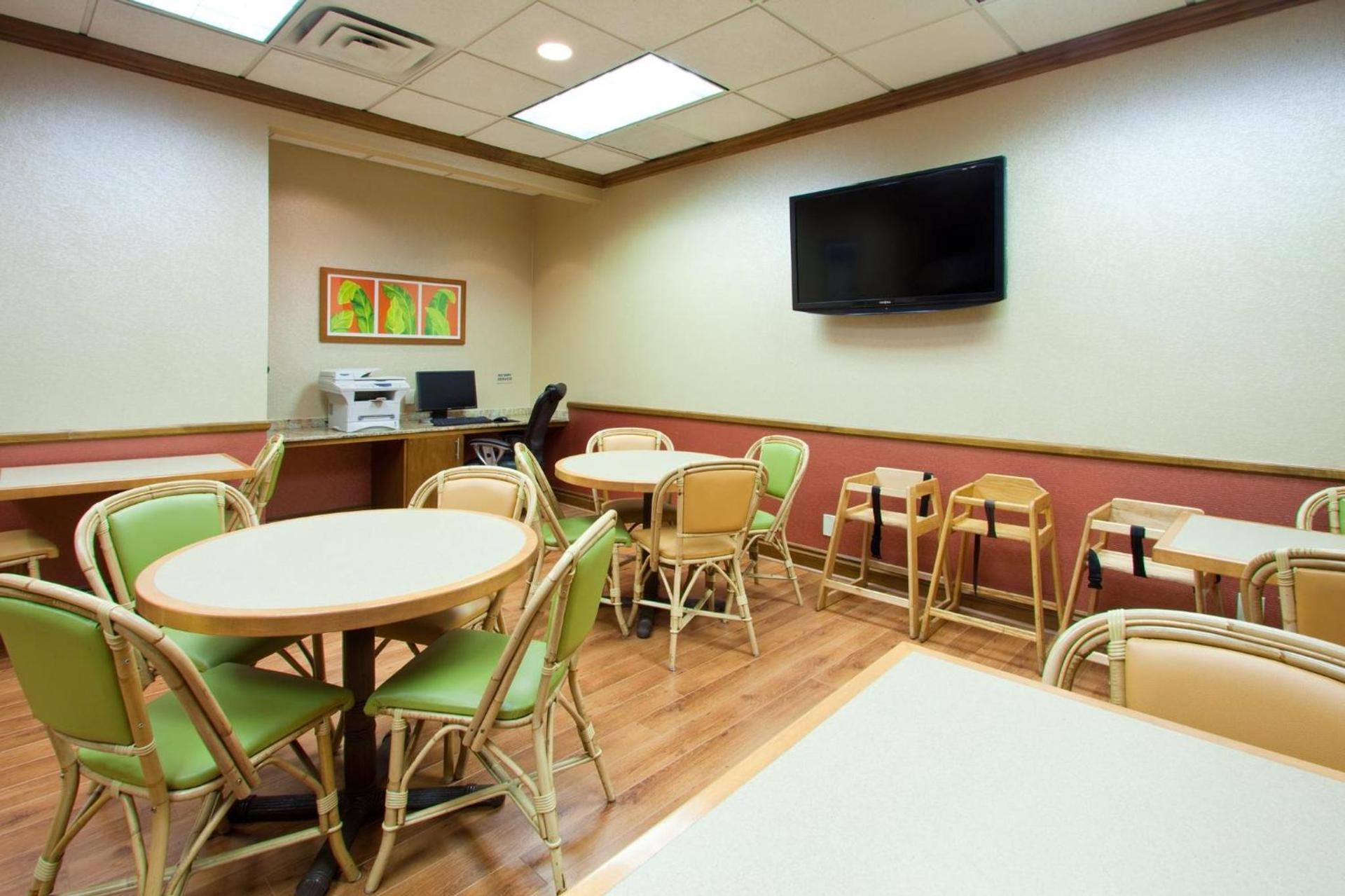 Holiday Inn Express- North Palm Beach and IHG Hotel photo 41