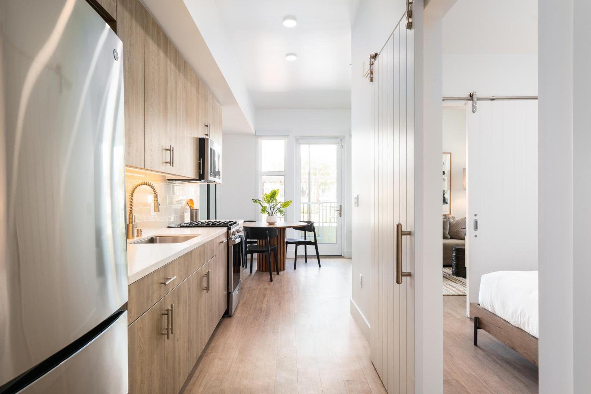 Mint House Menlo Park by Kasa photo 20