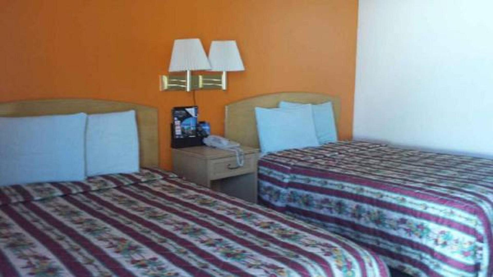 Avalon Motel photo 7