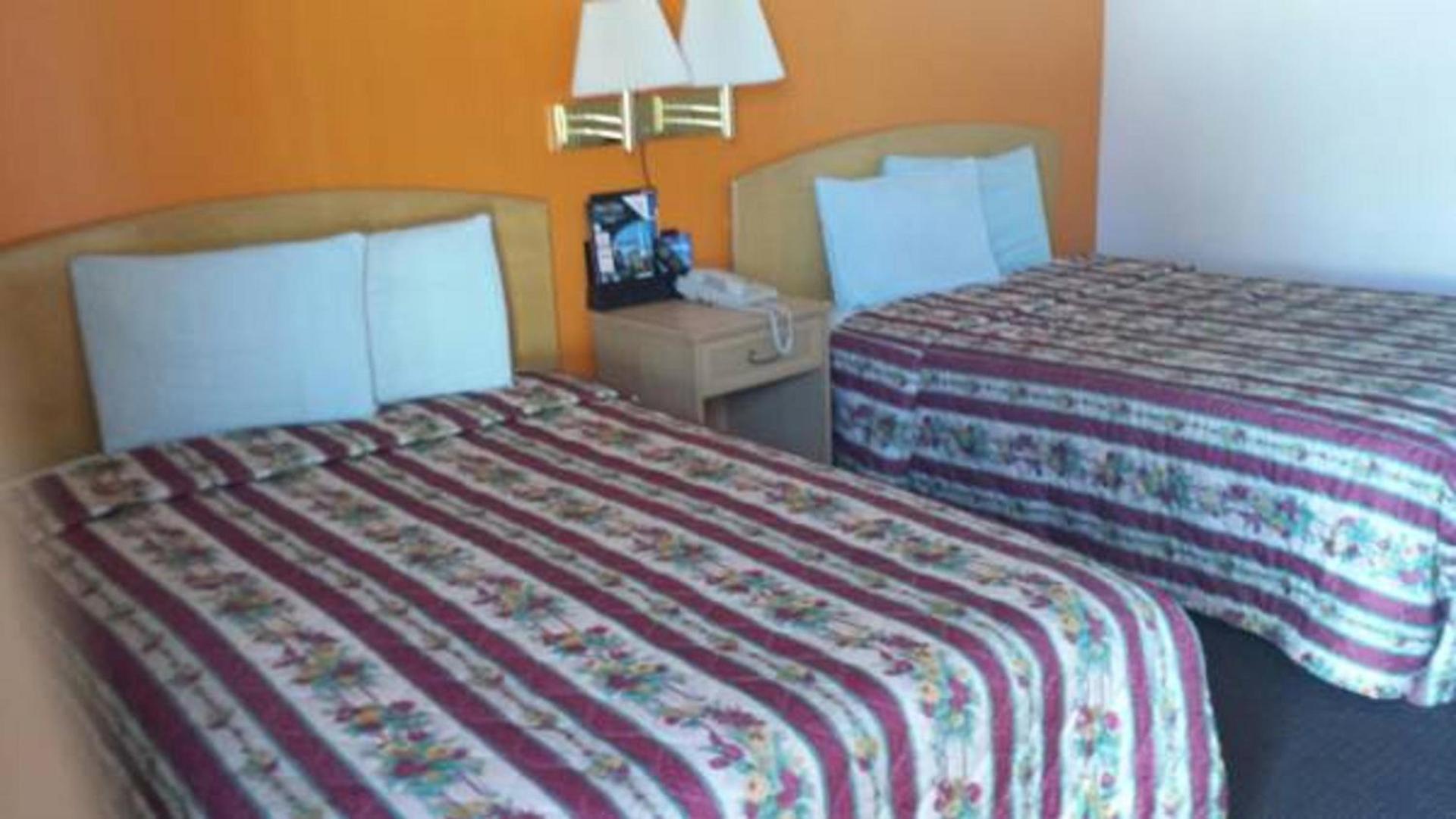 Avalon Motel photo 12