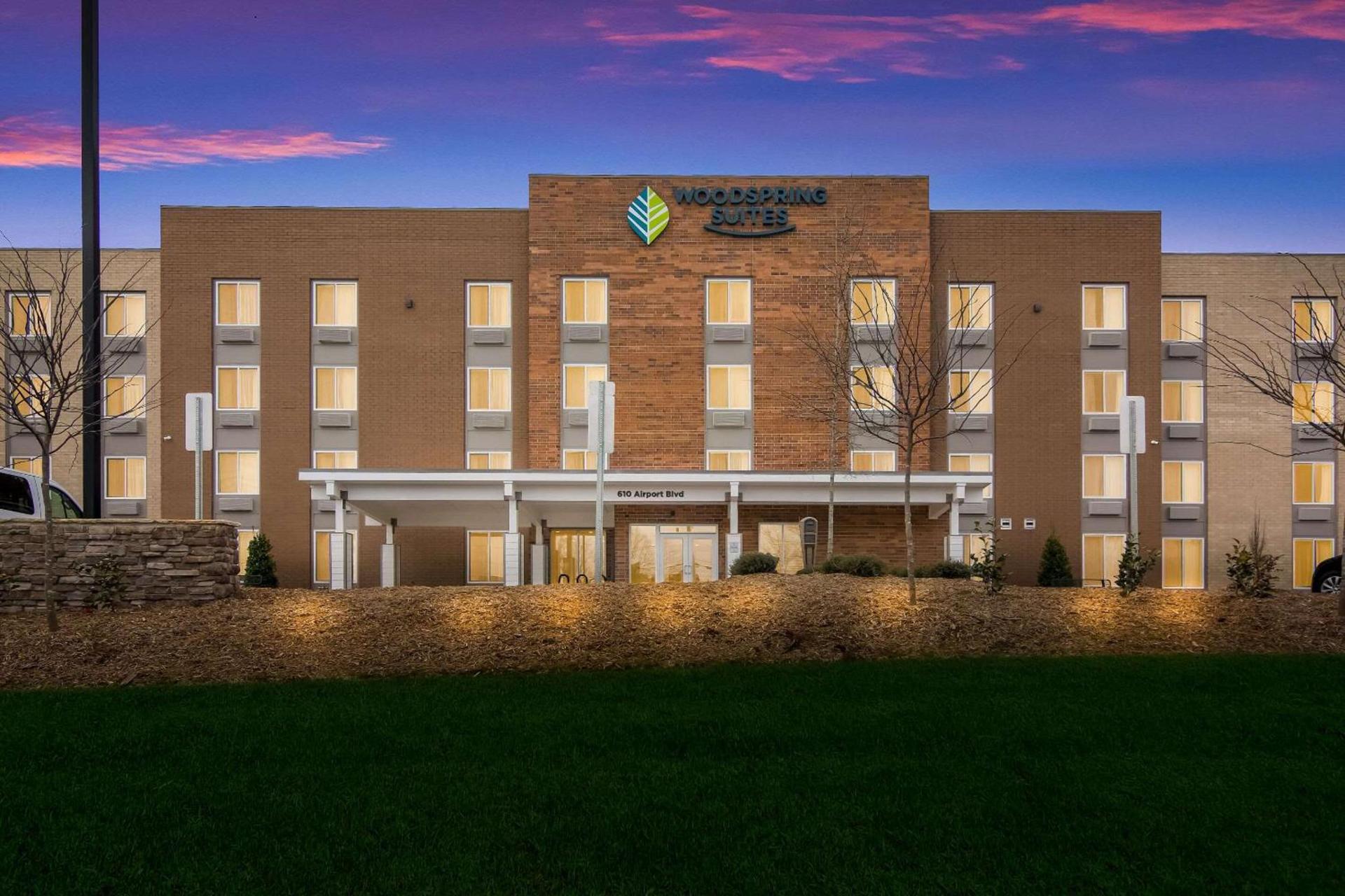 WoodSpring Suites Morrisville - Raleigh Durham Airport photo 5