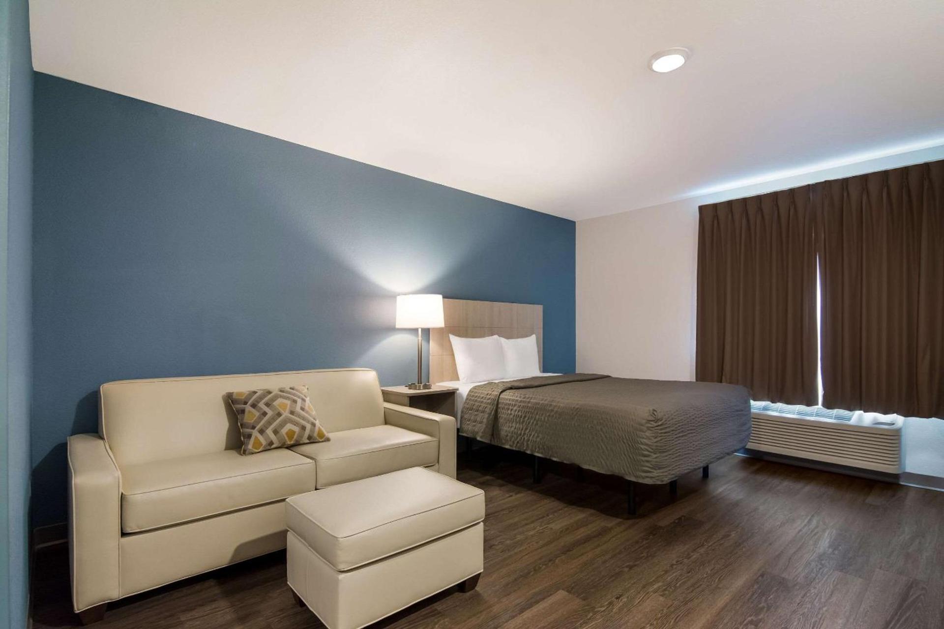 WoodSpring Suites Morrisville - Raleigh Durham Airport photo 8