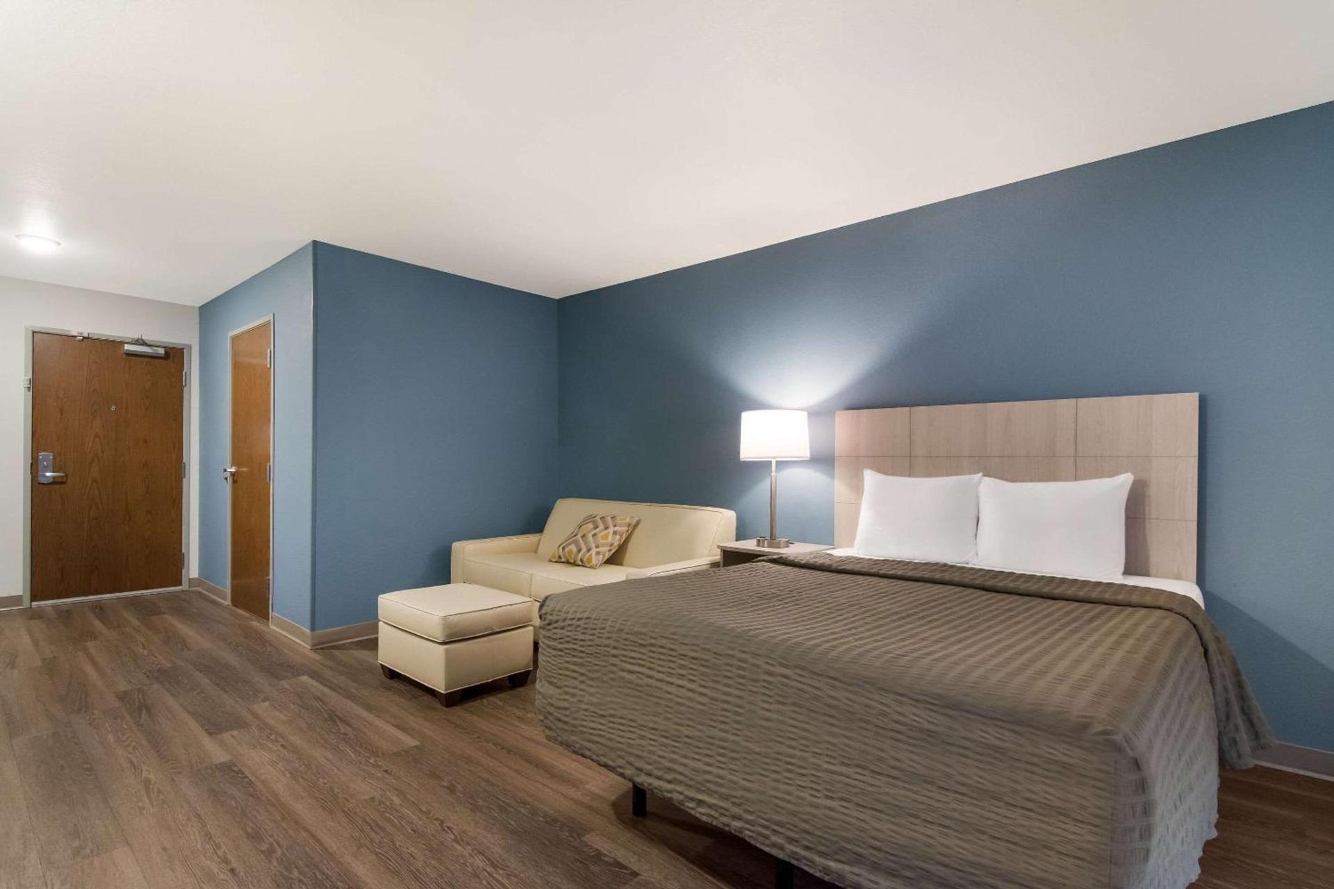 WoodSpring Suites Morrisville - Raleigh Durham Airport photo 16