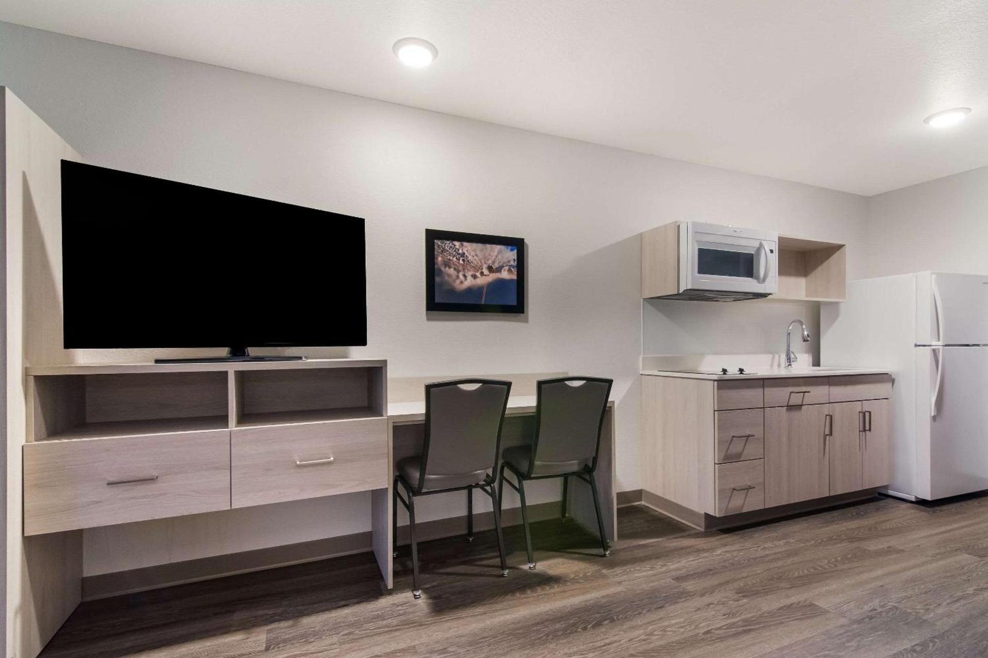 WoodSpring Suites Morrisville - Raleigh Durham Airport photo 21
