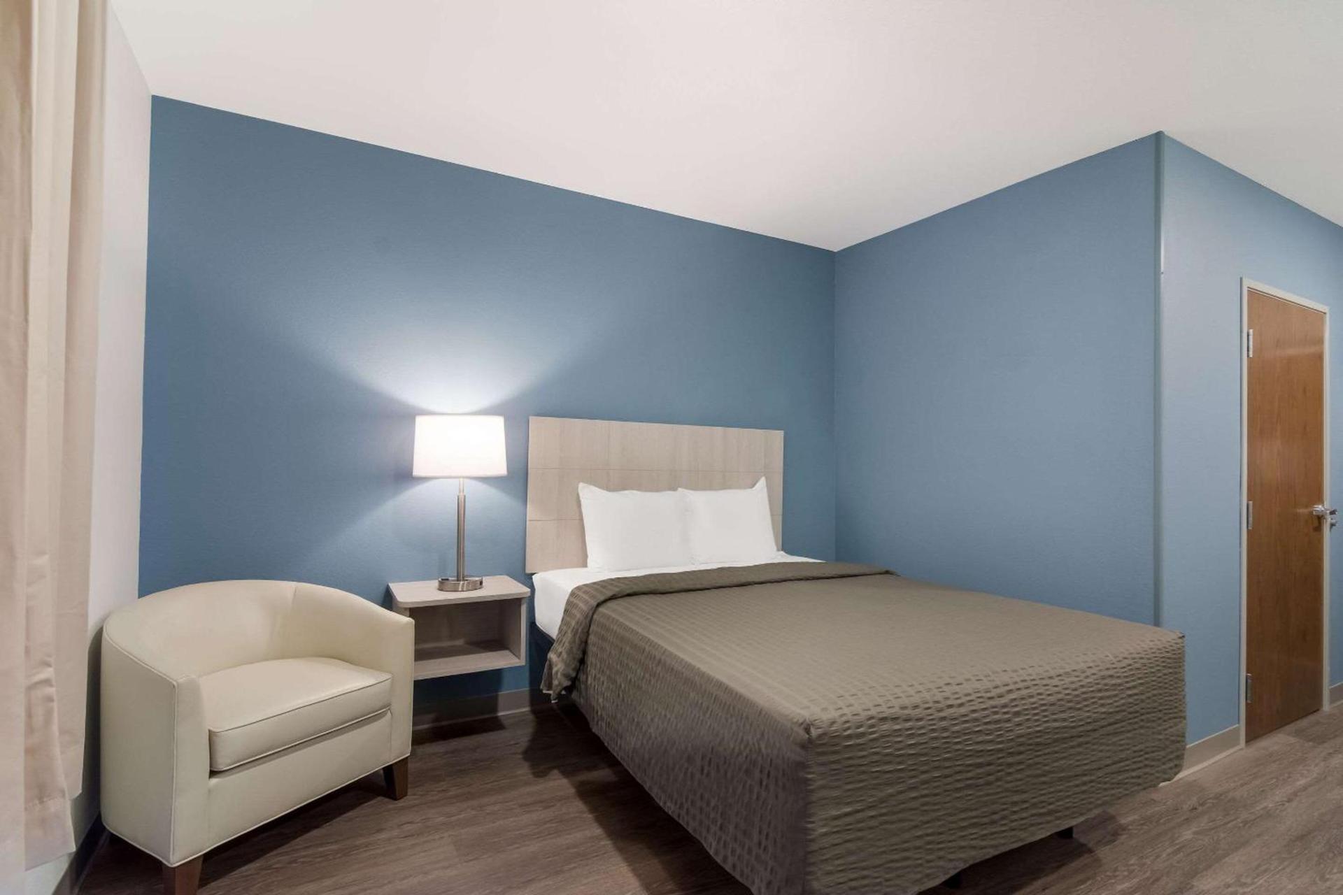 WoodSpring Suites Morrisville - Raleigh Durham Airport photo 17