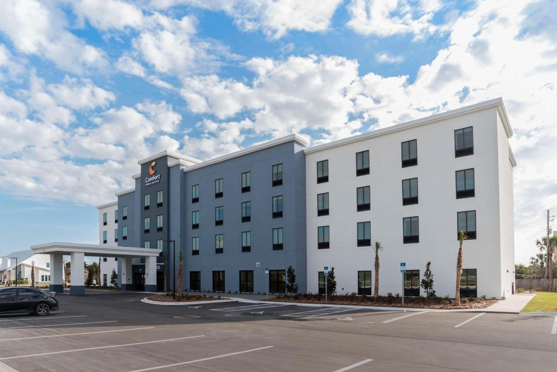 Comfort Inn & Suites Panama City Beach - Pier Park Area photo 9