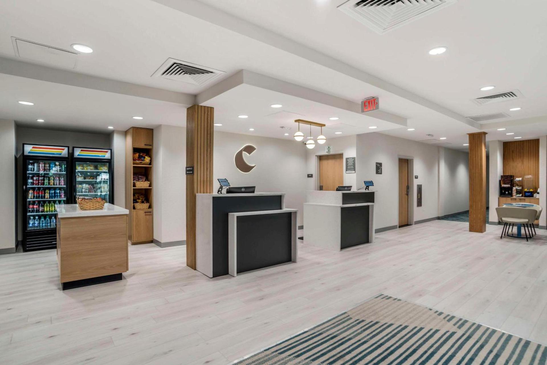 Comfort Inn & Suites Panama City Beach - Pier Park Area photo 15