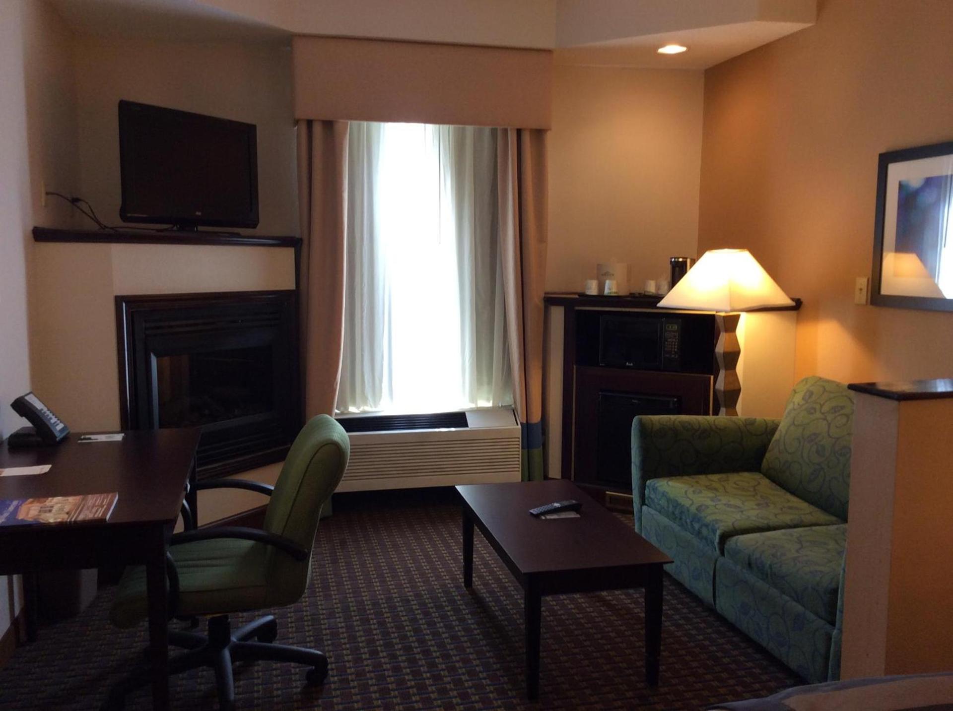 Wingate by Wyndham High Point Greensboro Airport South photo 29