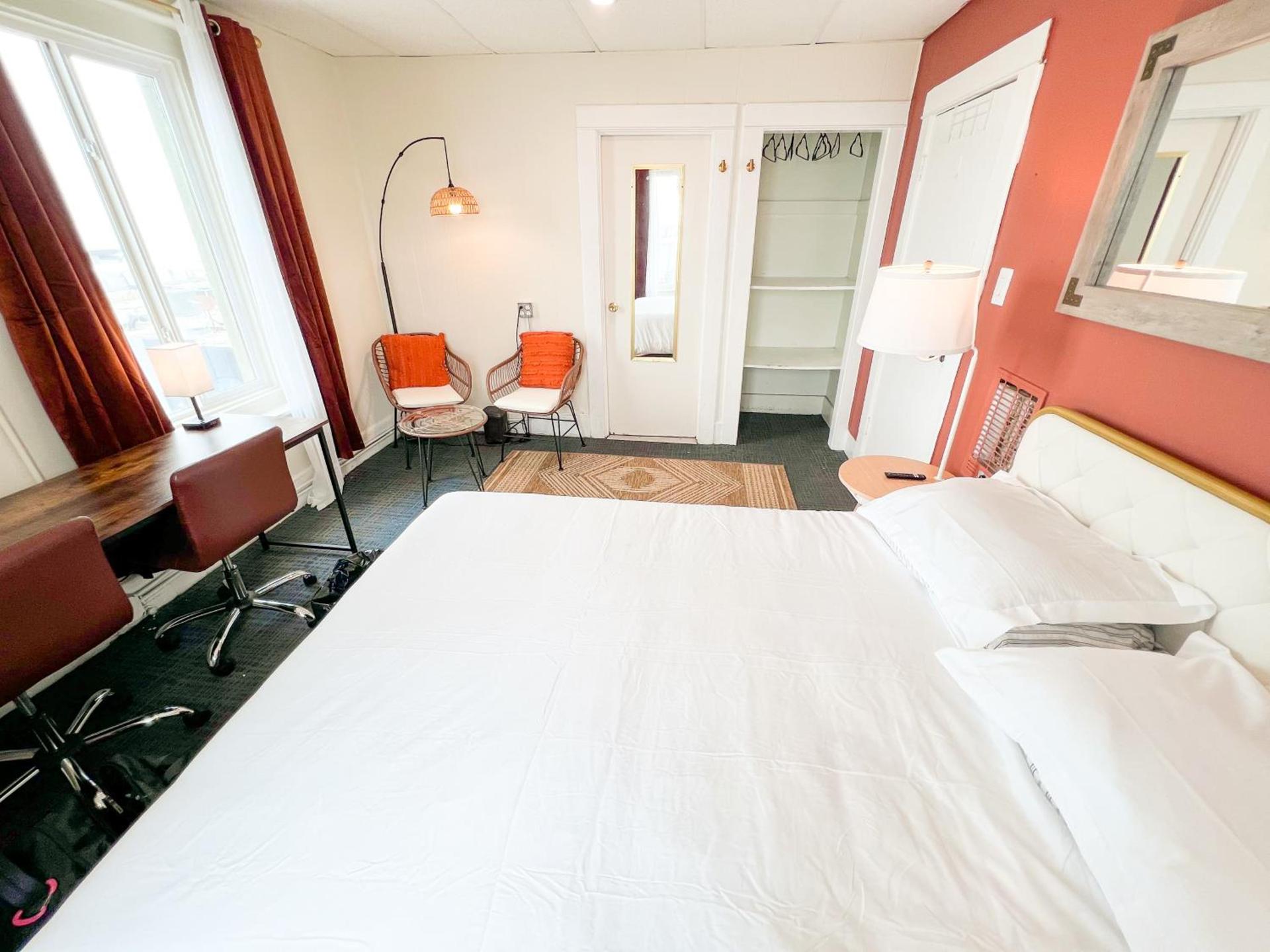 ITH Hermosa Beach Surf Hostel LAX photo 42