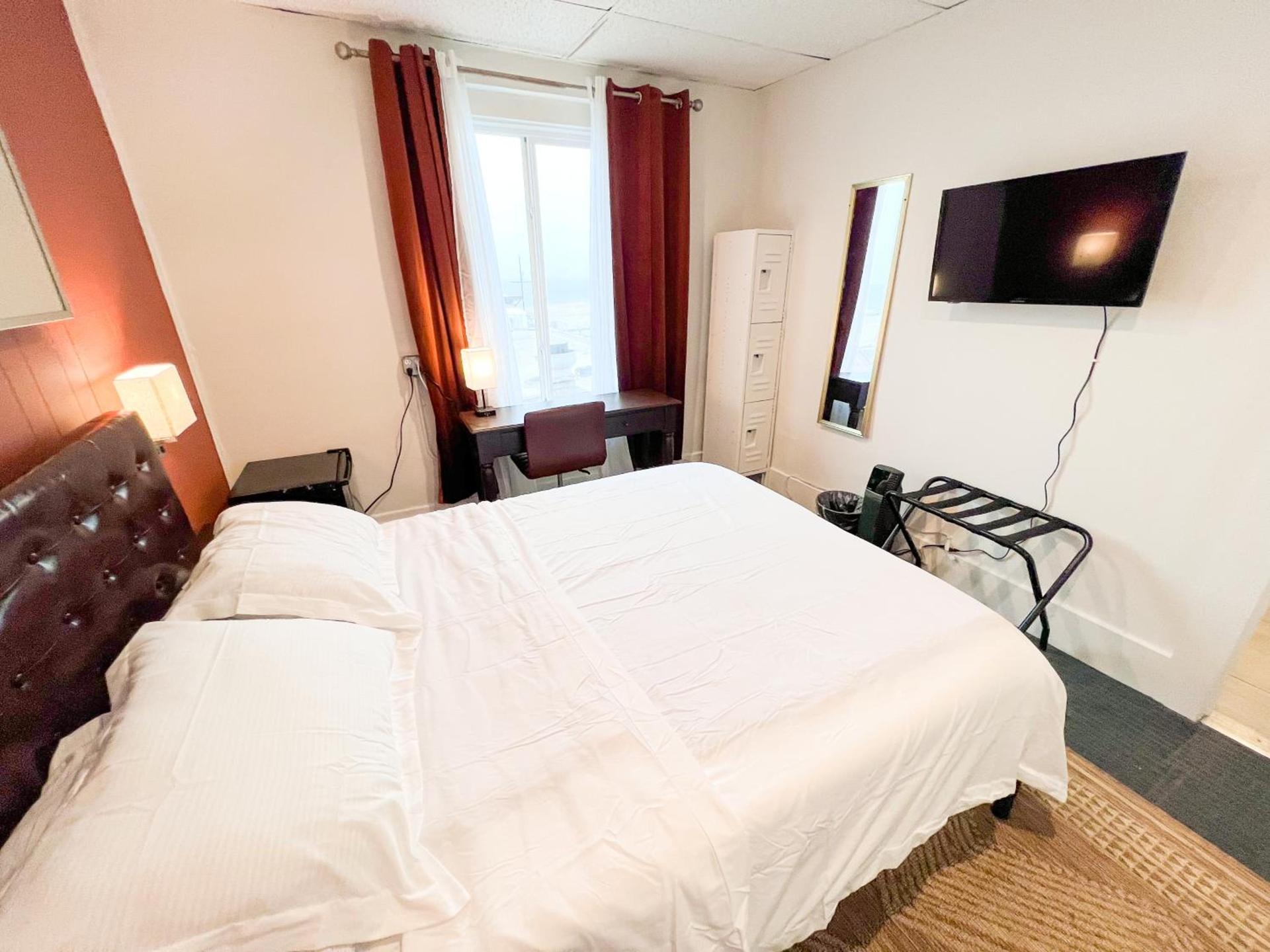 ITH Hermosa Beach Surf Hostel LAX photo 47